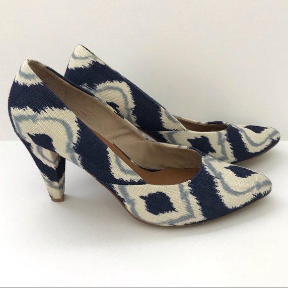 Seychelles Shoes - Seychelles “Delightful Pump” Ikat Print Heel